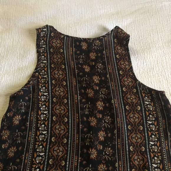 Zipper-front patterned top - Picture 8 of 8